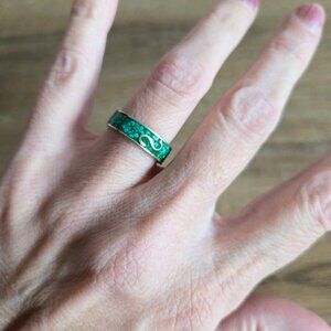 Green Alpaca ring.